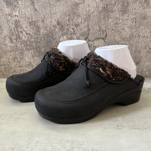Dansko Black Leather Comfort Clogs Sweater Knit Trim Size 40 US 9-9.5 - Picture 1 of 11